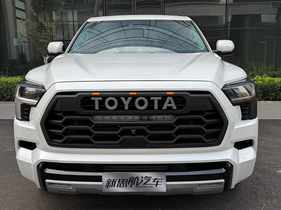Toyota Sequoia