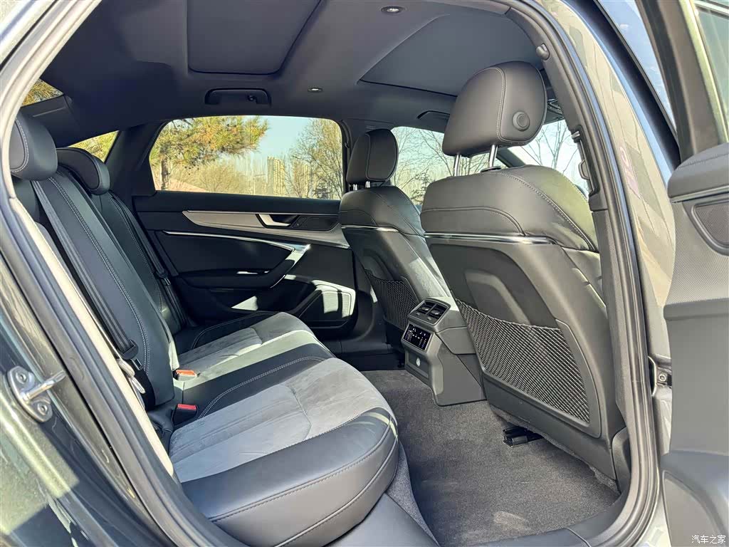 Audi A6L, 2022 6