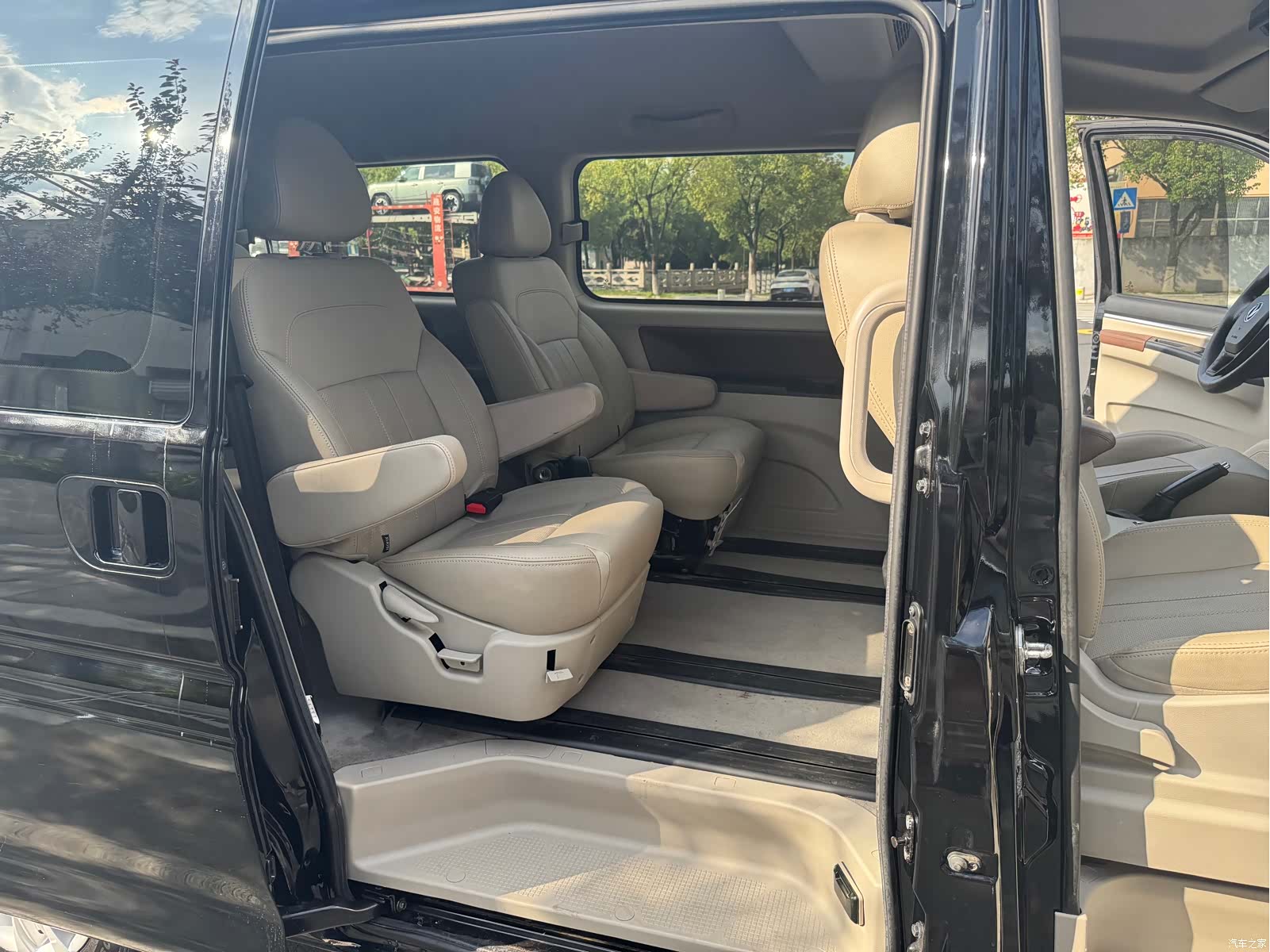 DongFeng M5L, 2021 8