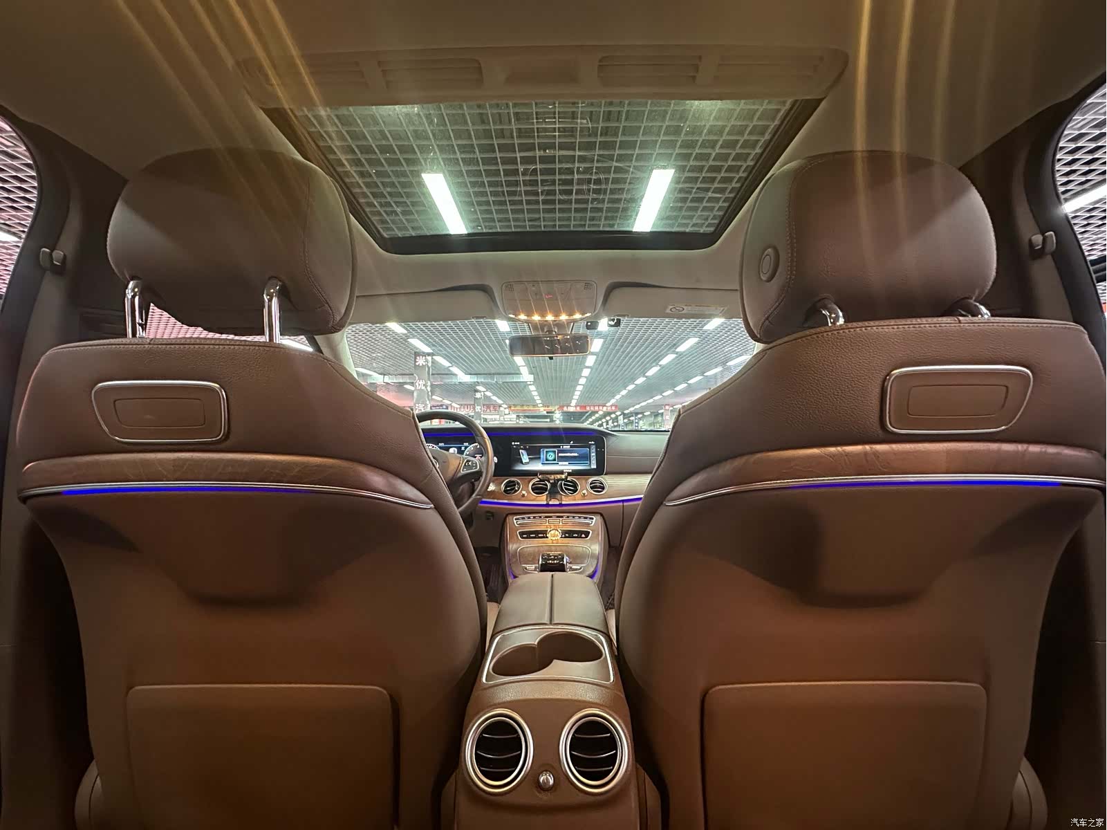 Mercedes-Benz E-Class, 2018 15