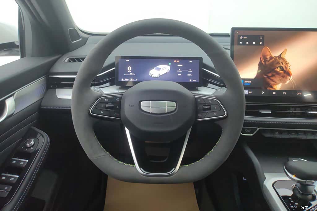 Geely Preface, 2025 15