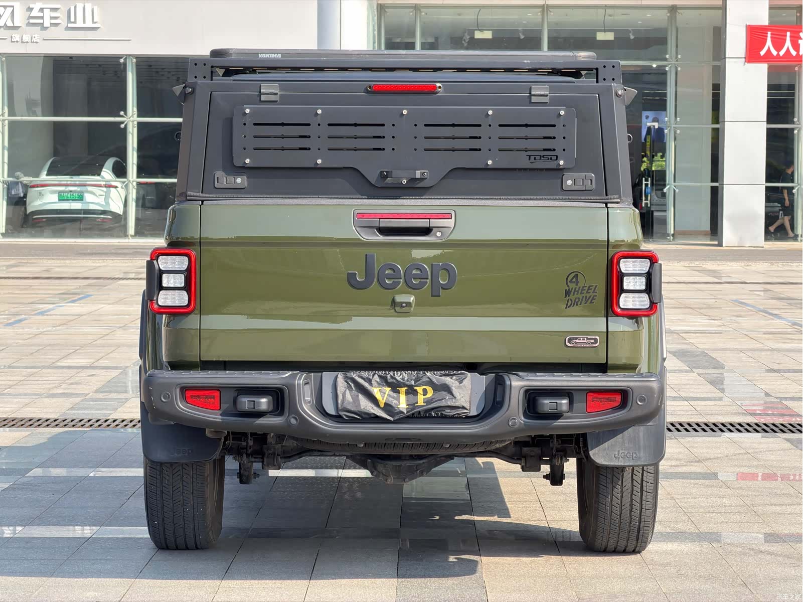 Jeep Gladiator, 2023 все фото