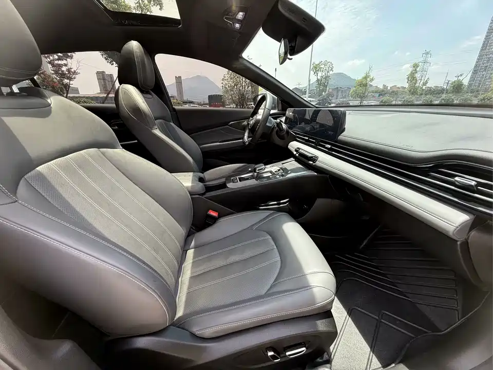 Trumpchi Shadow Leopard