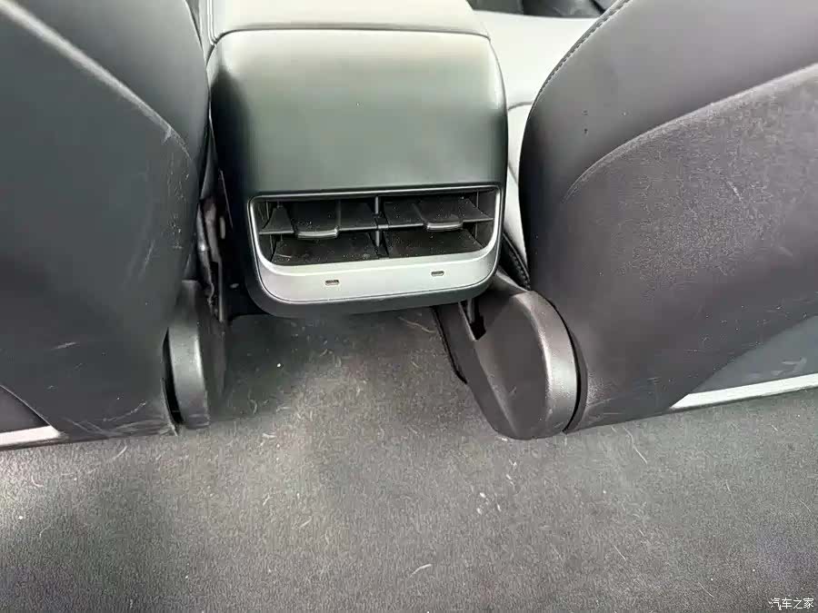 Tesla Model 3, 2023 12