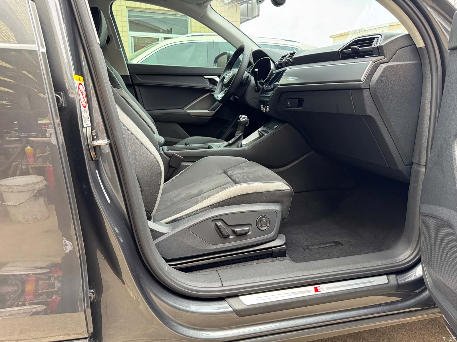 Audi Q3, 2022 7