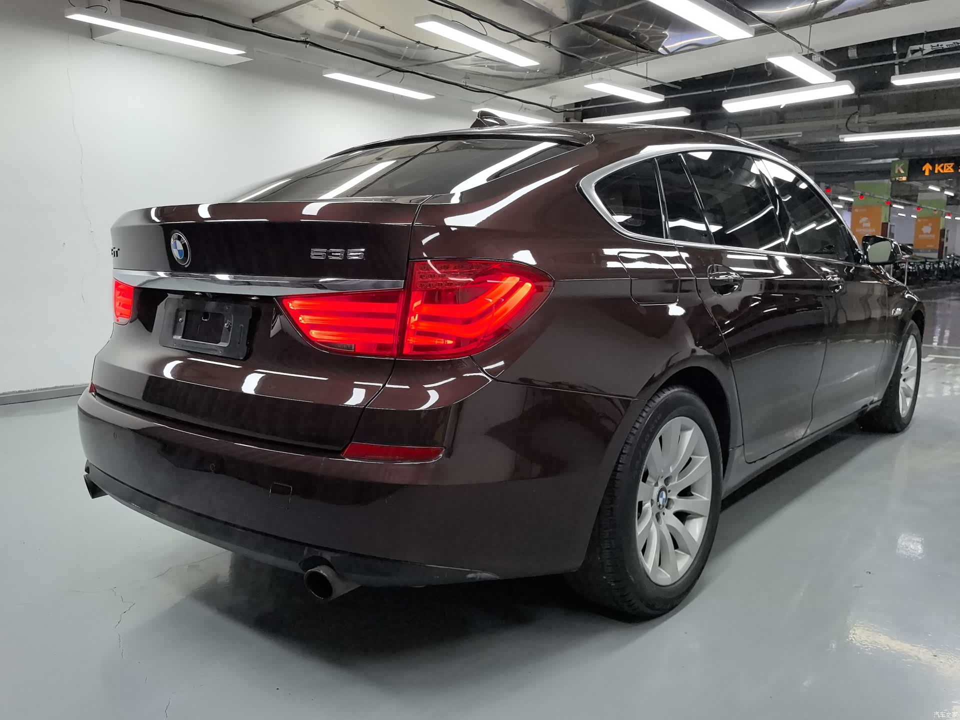 BMW 5 Series, 2011 18