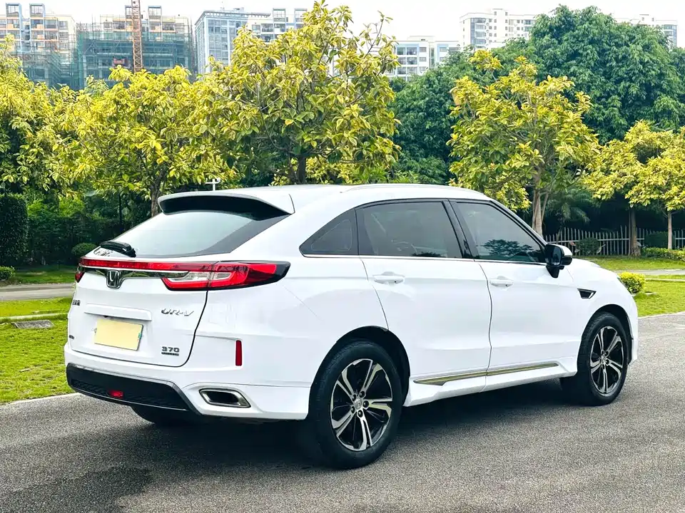 Honda UR-V