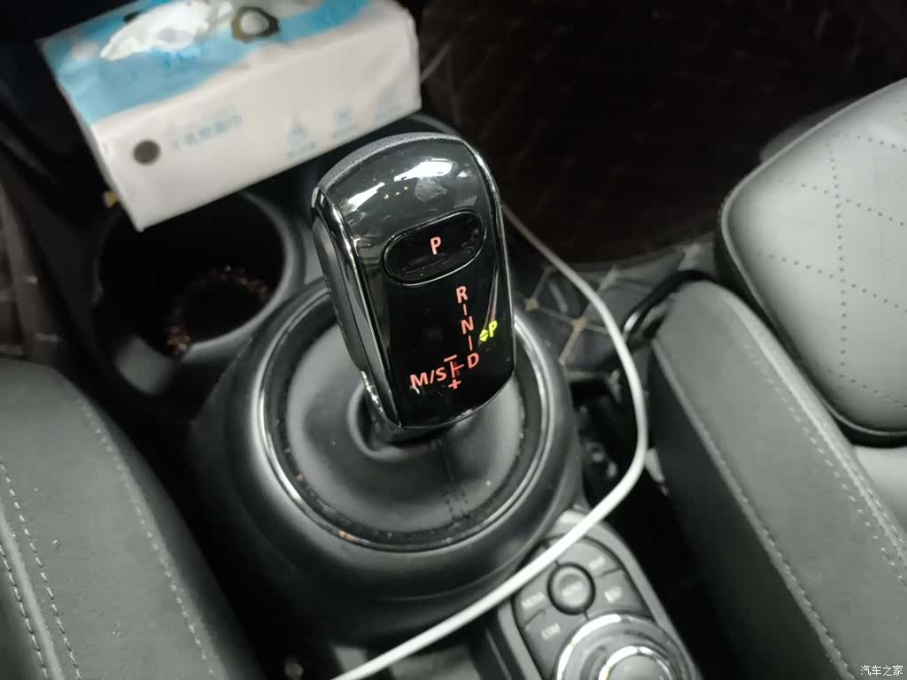 Mini Cooper, 2024 10