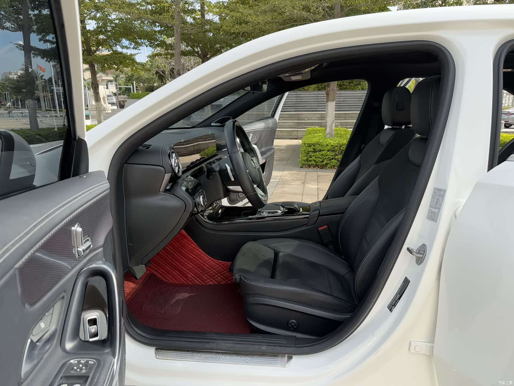 Mercedes-Benz A-Class, 2019 4