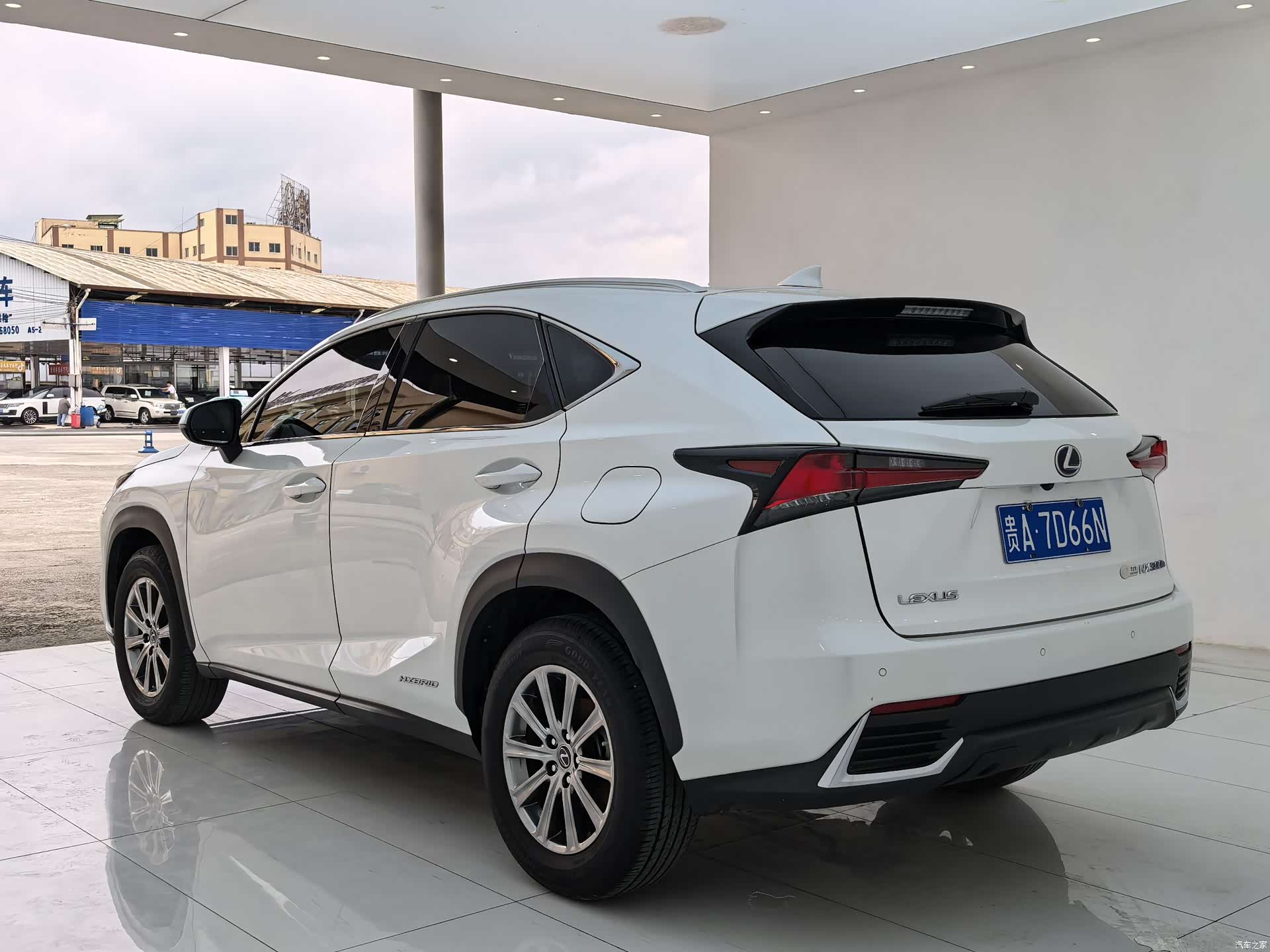 Lexus NX, 2020 14