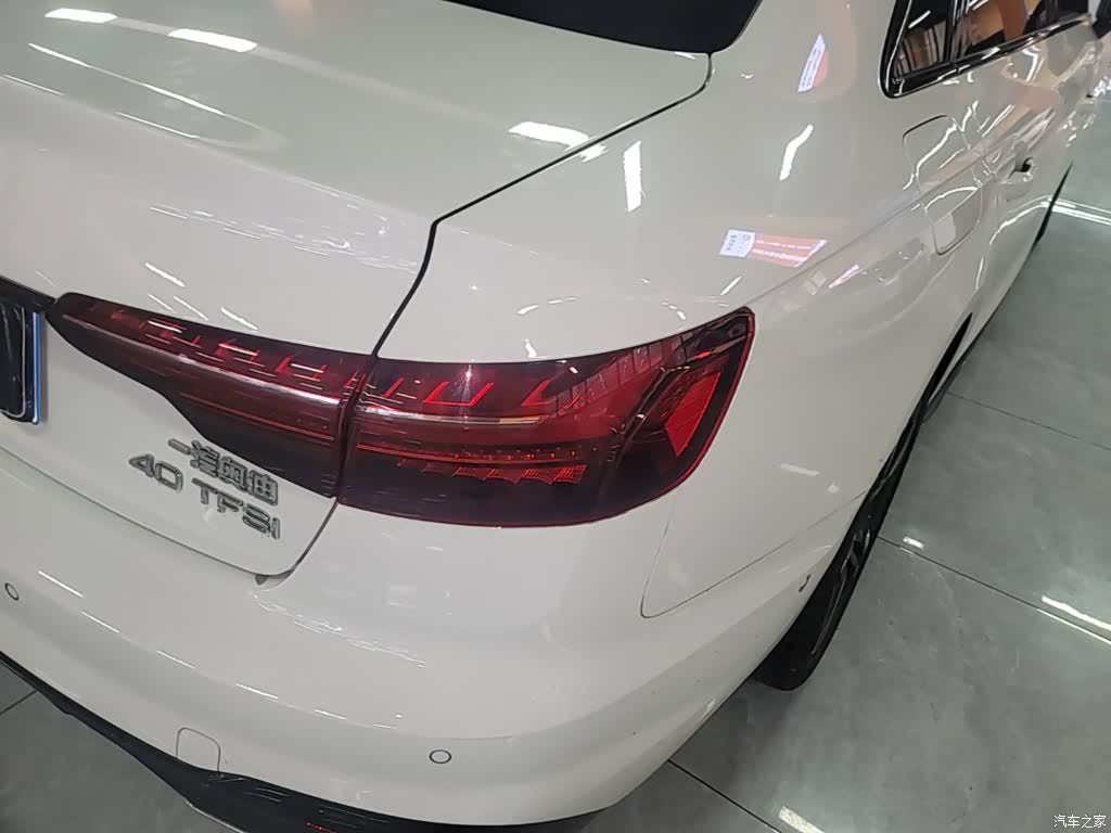 Audi A4L, 2022 8
