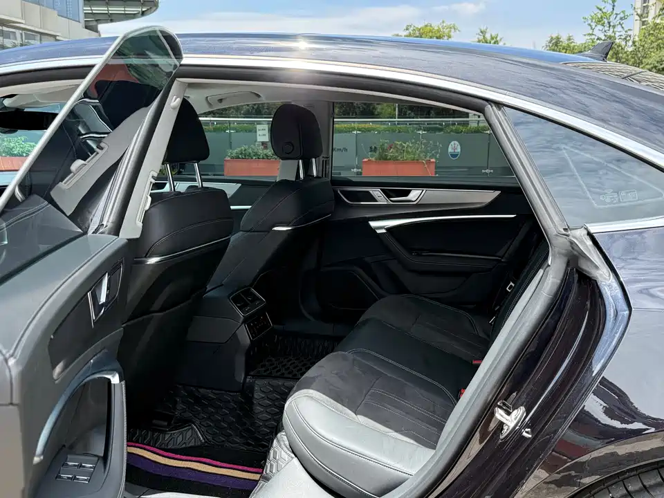 Audi A7L Audi A7L