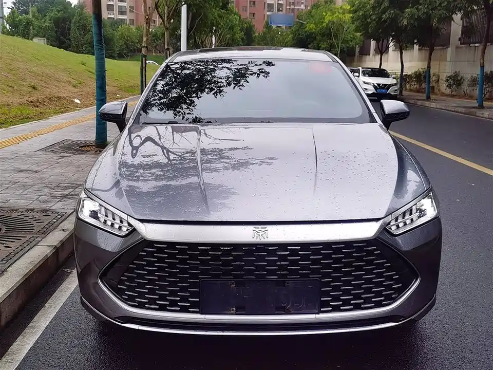 BYD Qin Yuan BYD Qin Yuan