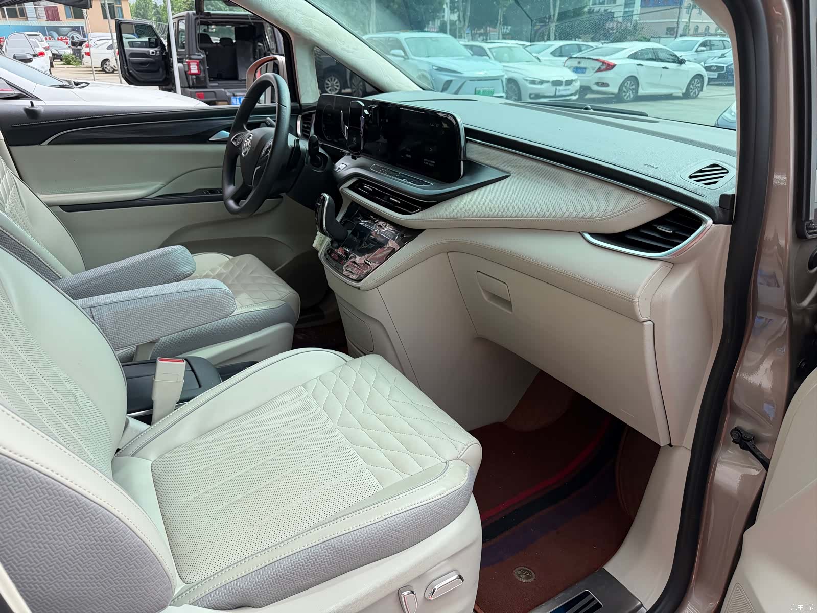Buick GL8, 2022 14