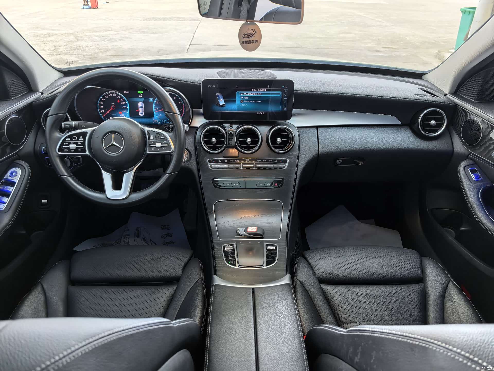 Mercedes-Benz C-Class, 2019 10