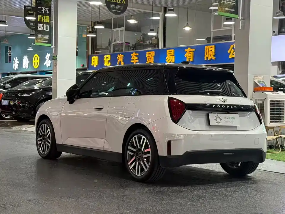 MINI Electric COOPER