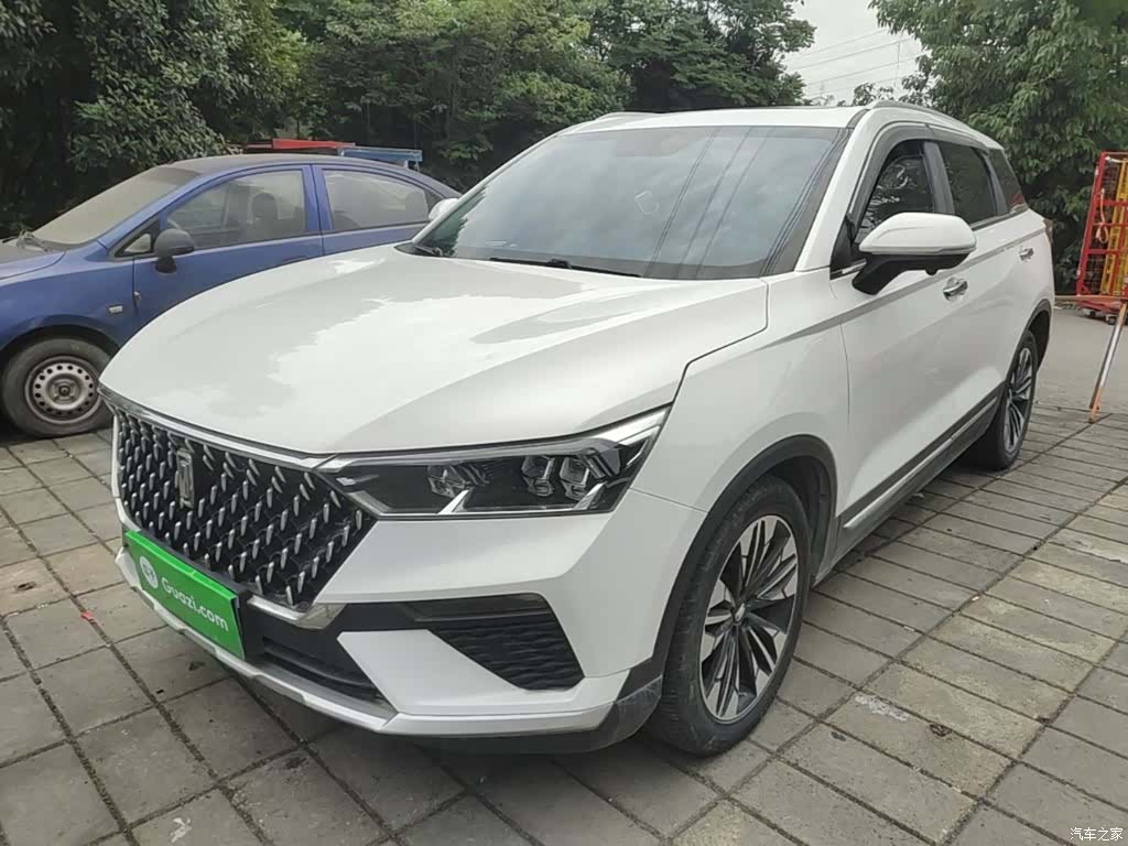 Bestune T77, 2021 2