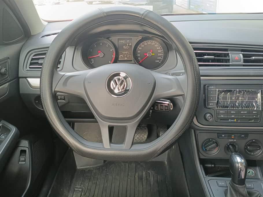 Volkswagen Lavida