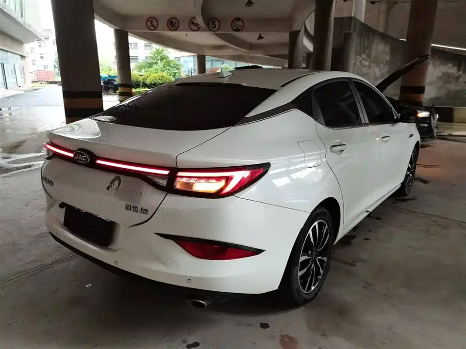 JAC Jiayue A5