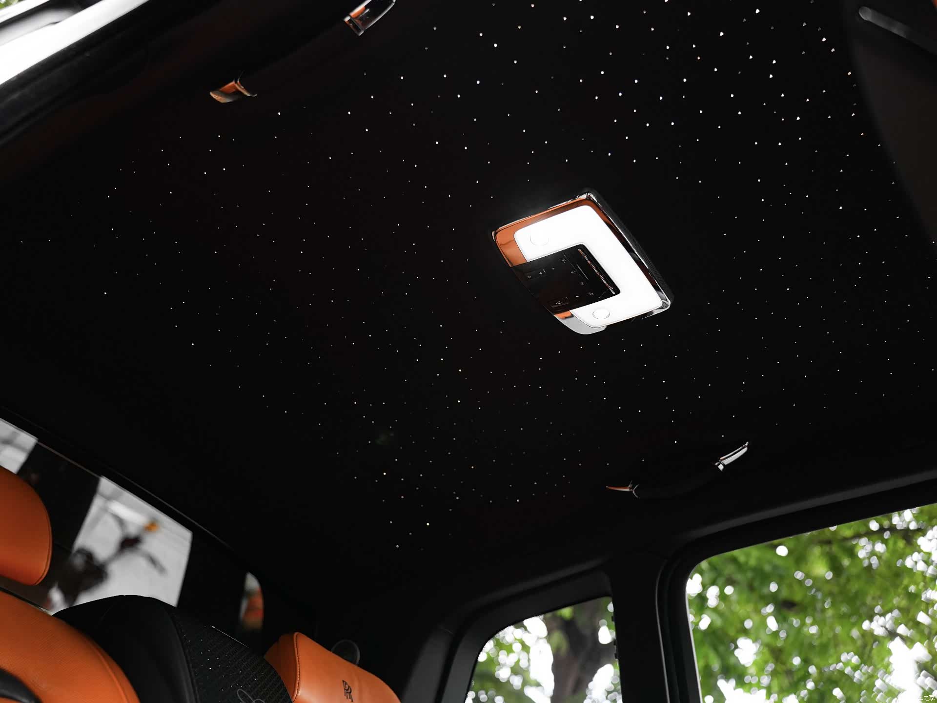 Rolls-Royce Cullinan, 2022 14