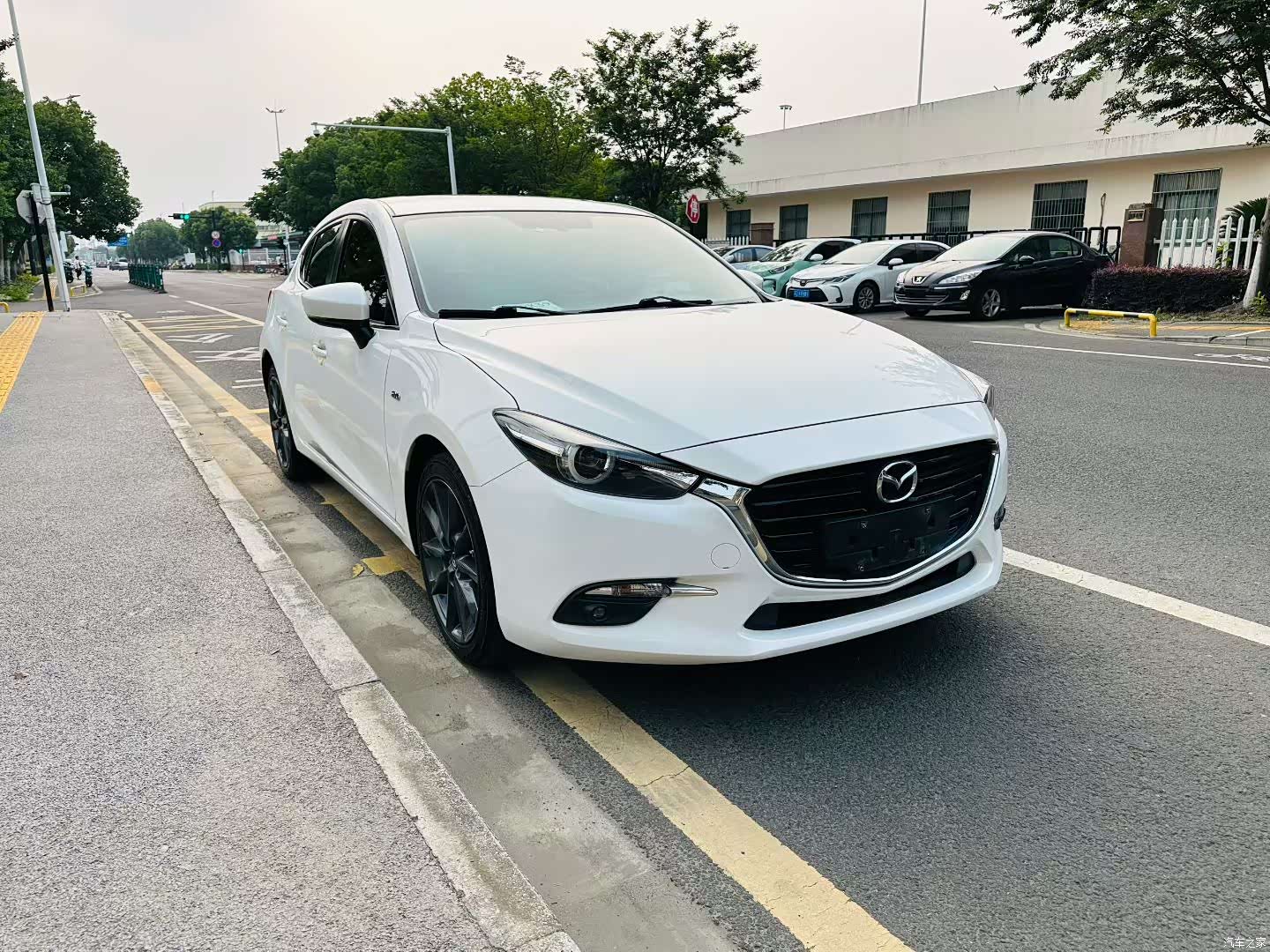 Mazda Mazda3, 2017 3
