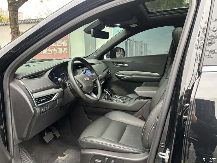 Cadillac XT4, 2023 8