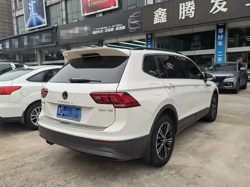 Volkswagen Tiguan L