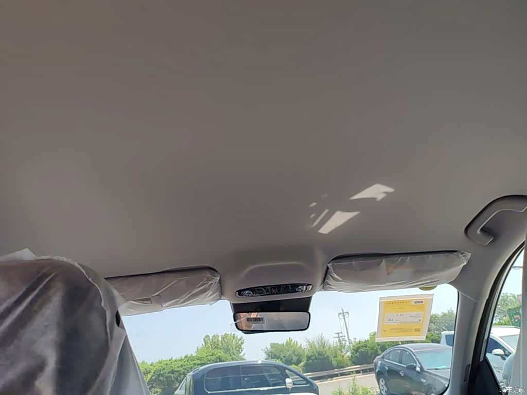 Geely Galaxy E5, 2026 14