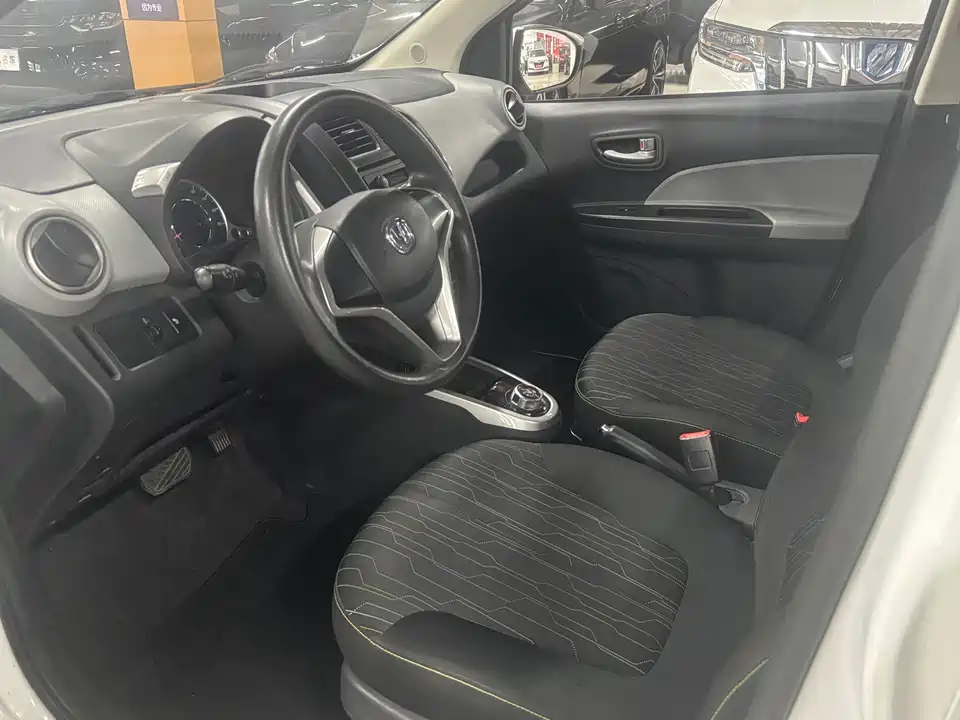 Changan Benben E-Star