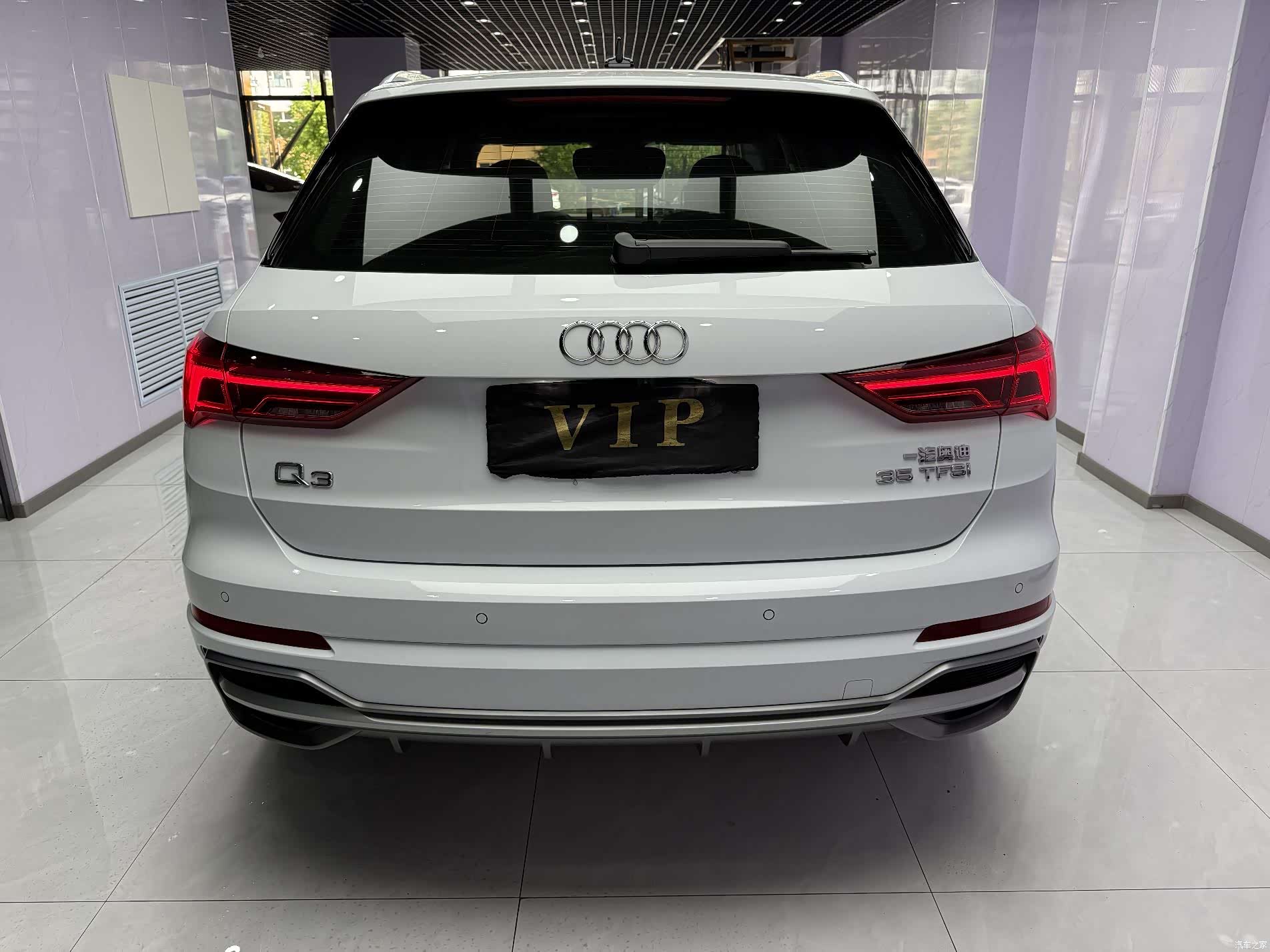 Audi Q3, 2022 3