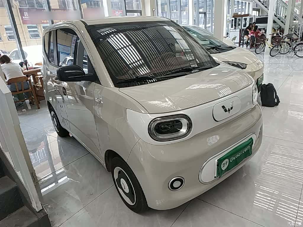 Wuling MINIEV, 2025 4