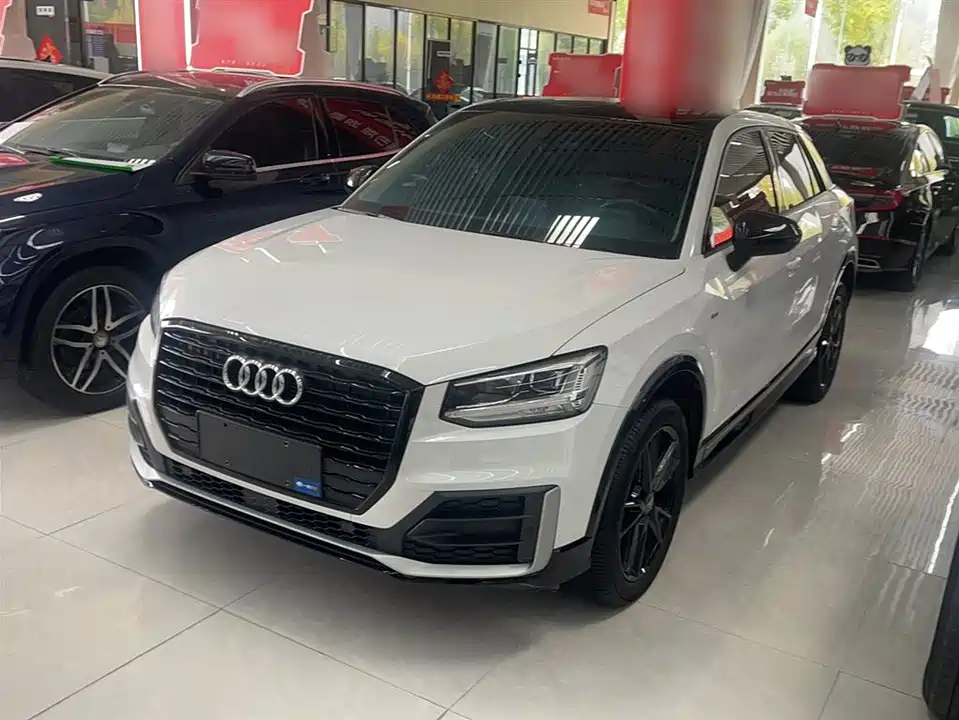 Audi Q2L