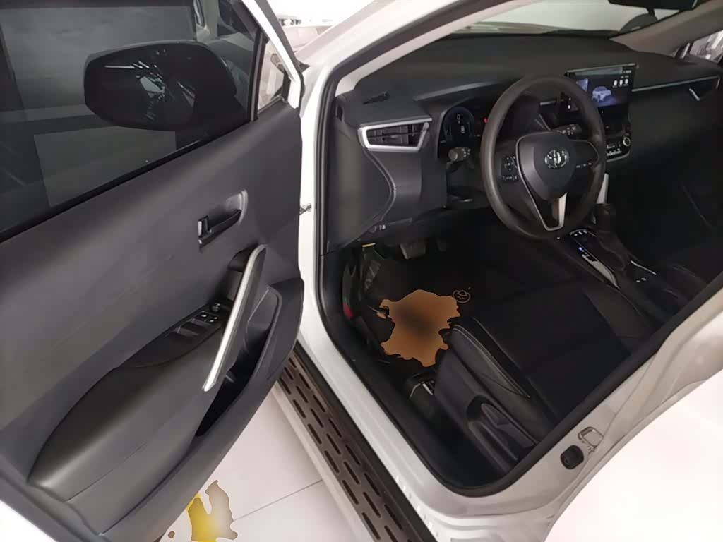 Toyota Frontlander, 2023 16