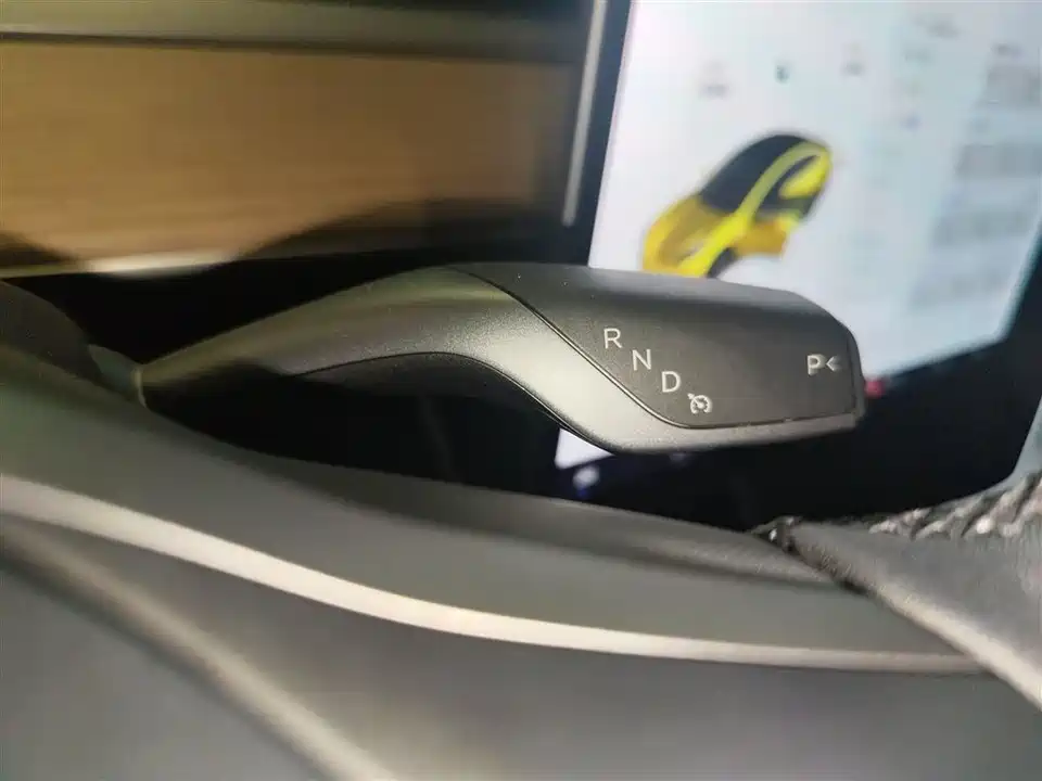 Tesla Model 3 Tesla Model 3