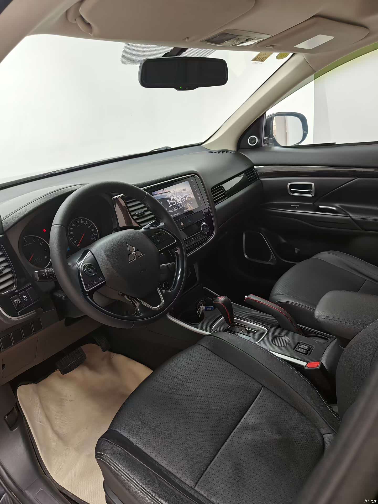 Mitsubishi Outlander, 2018 7