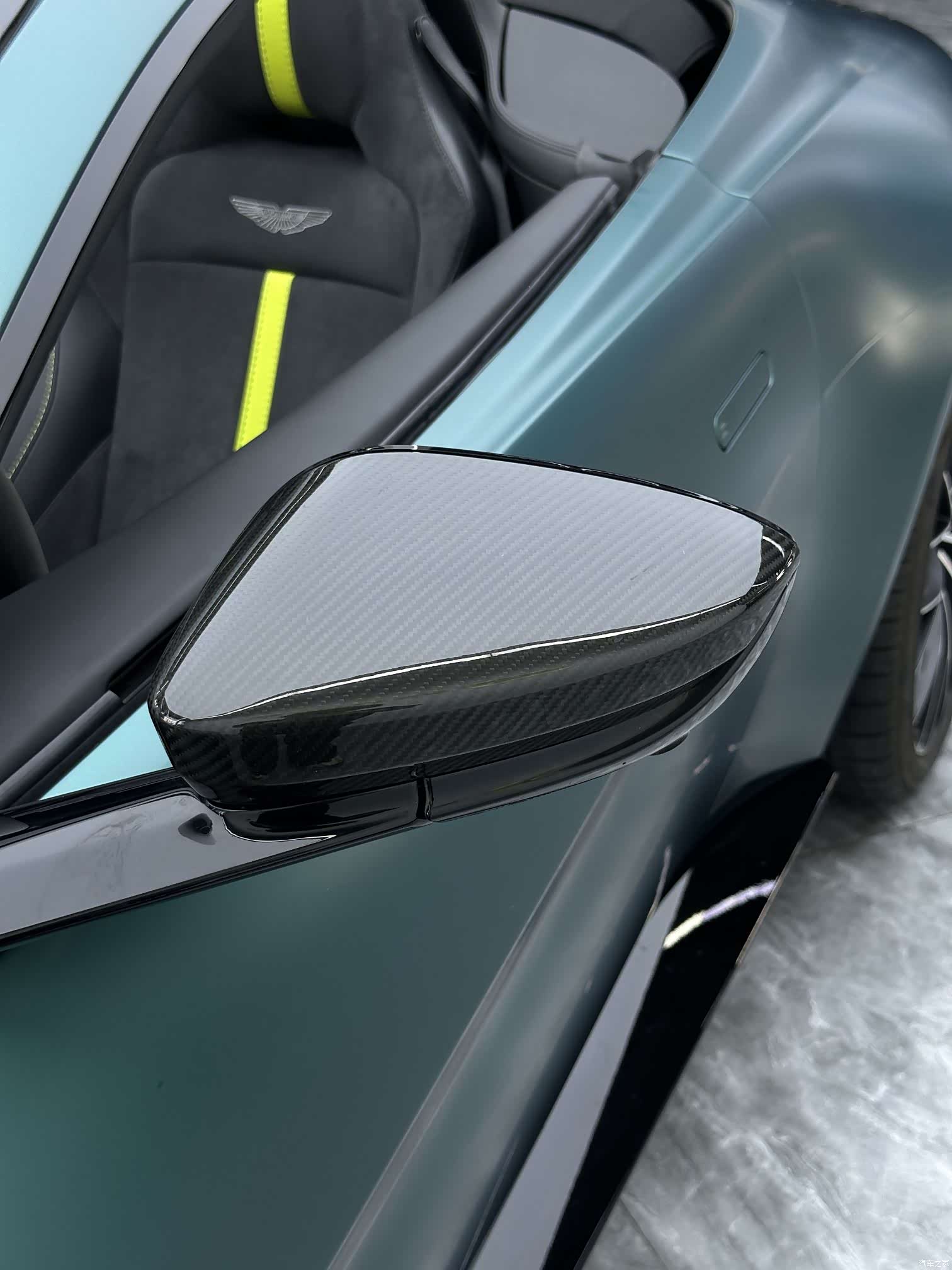 Aston Martin Vantage, 2022 11