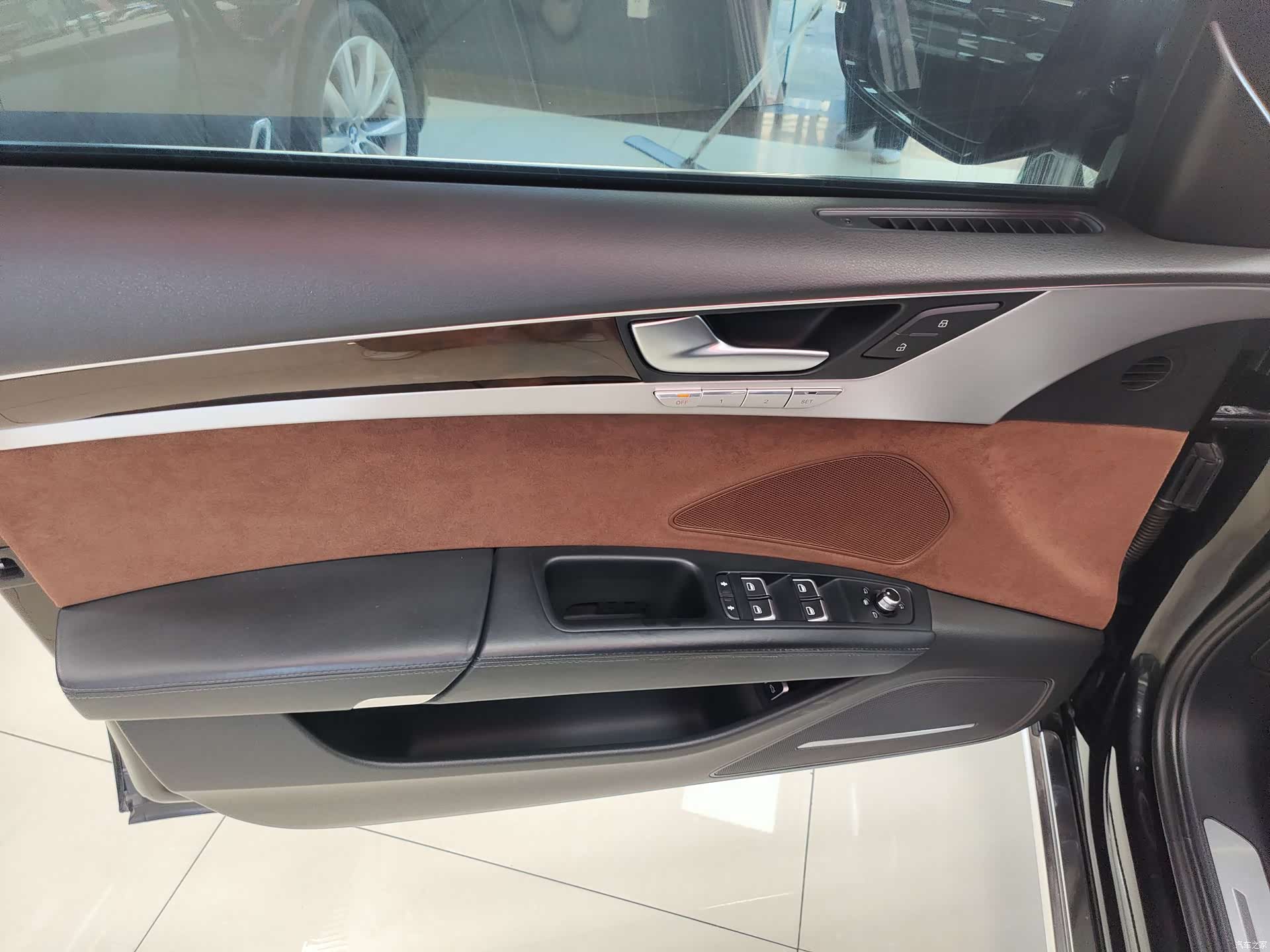 Audi A8L, 2015 6