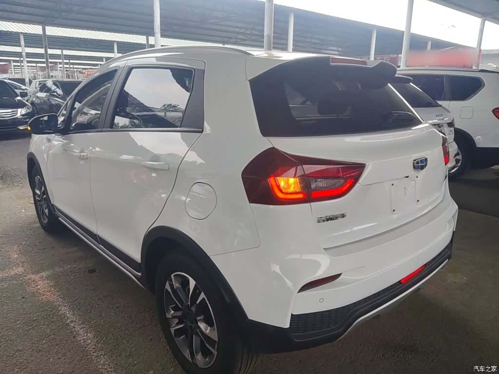 Geely X3, 2020 все фото