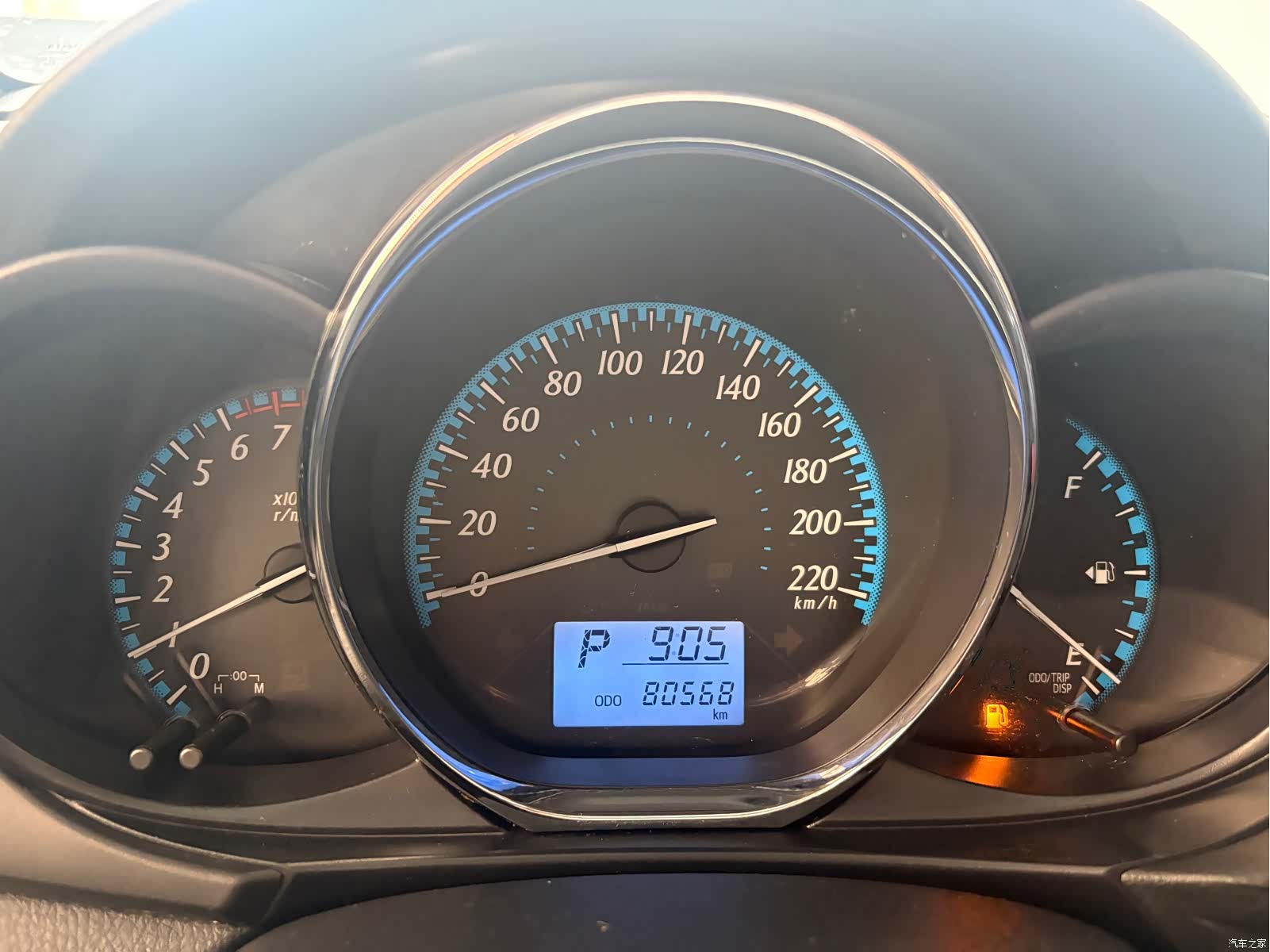 Toyota YARiS L, 2017 6