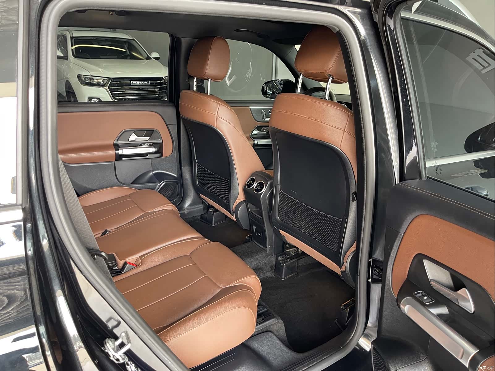 Mercedes-Benz GLB, 2020 23