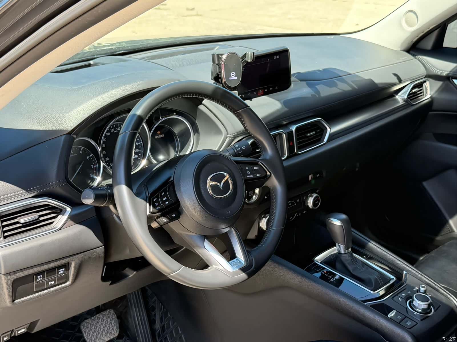 Mazda CX-5, 2022 17