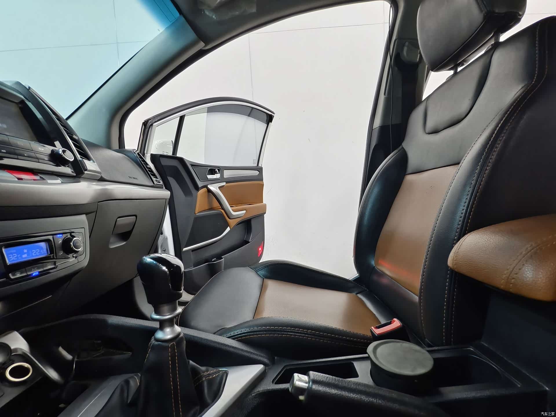 JAC S3, 2015 12