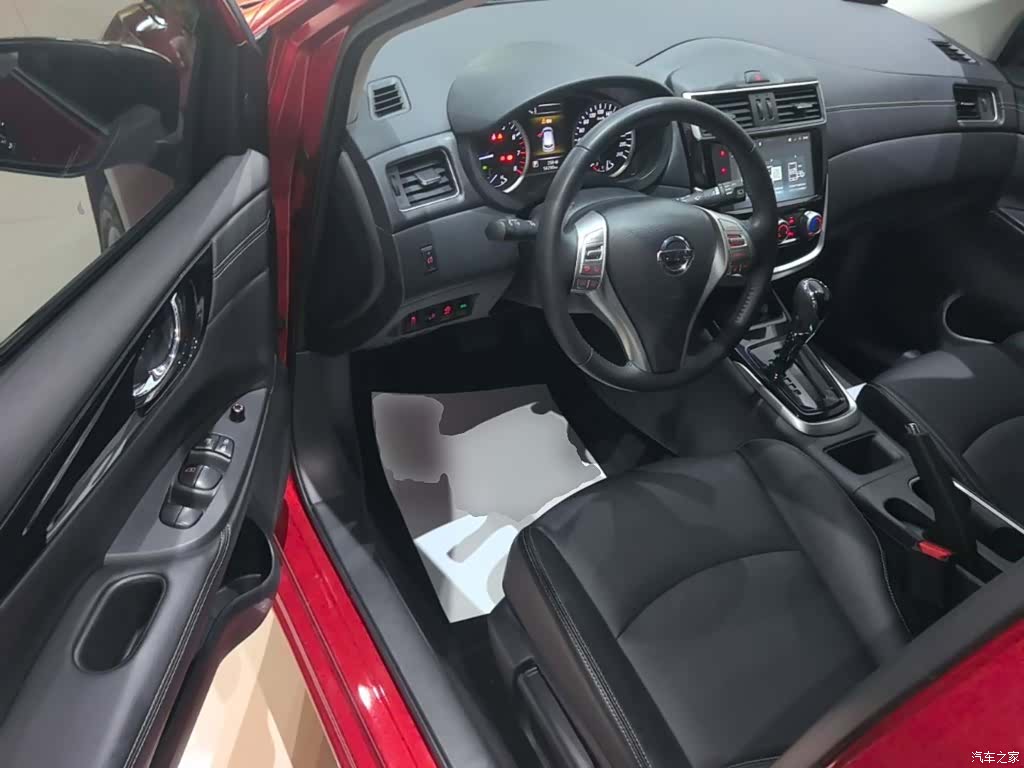 Nissan Tiida, 2023 16