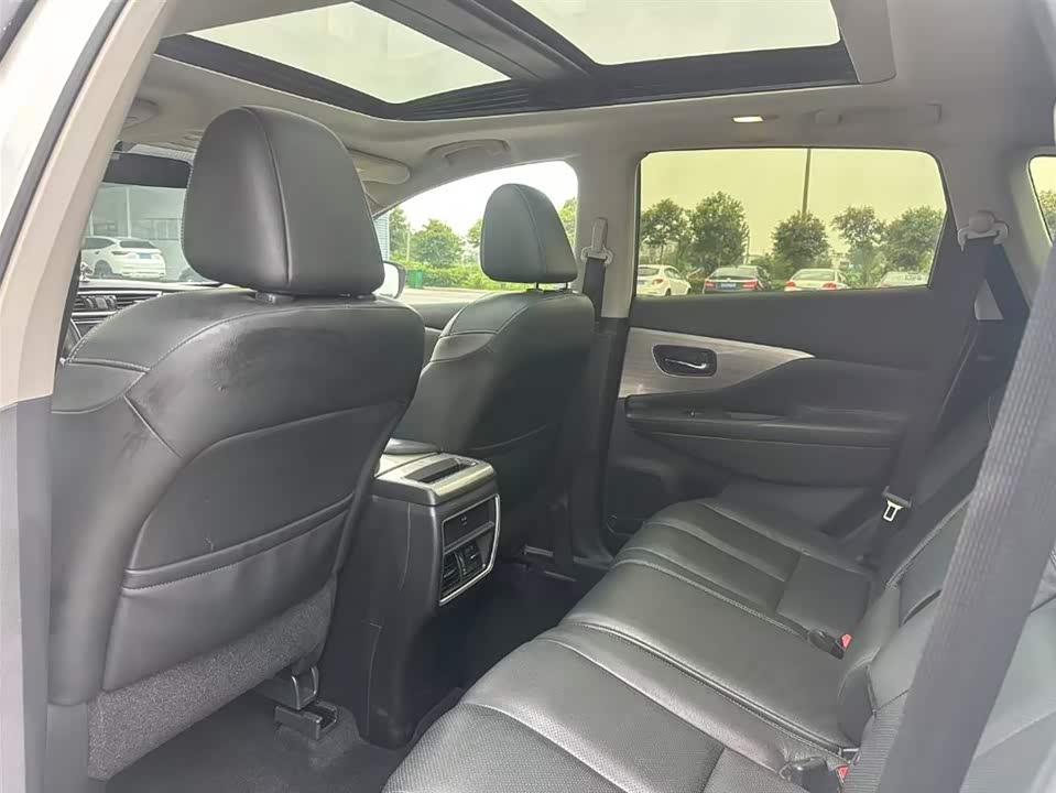 Nissan Loulan Nissan Loulan
