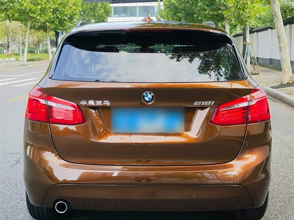 BMW 2 series station wagon