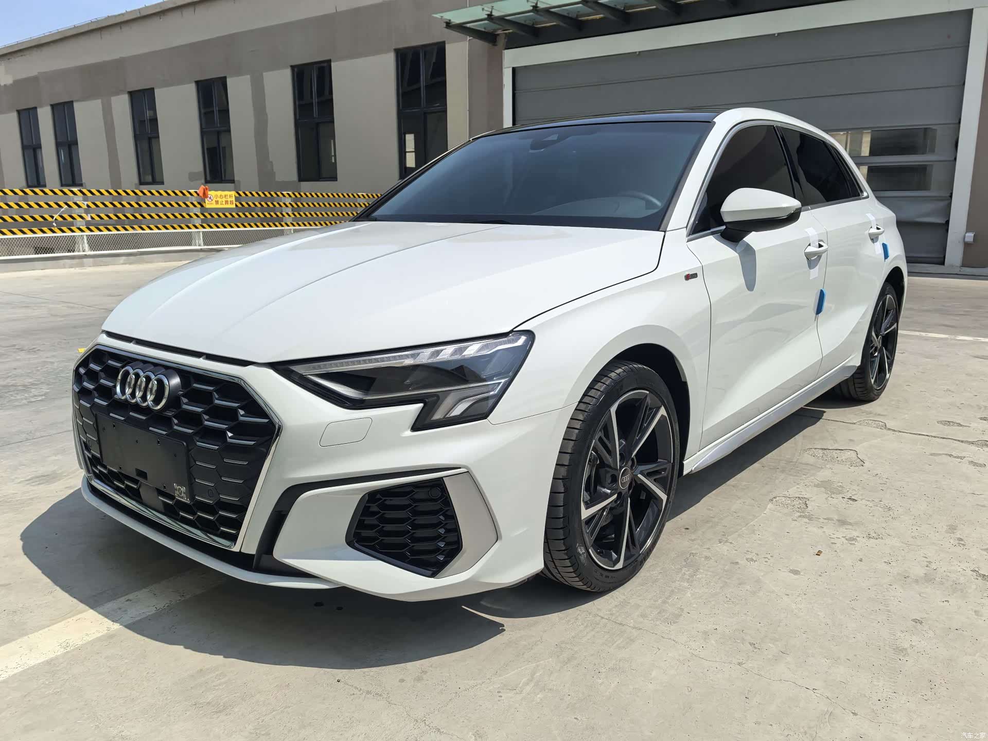 Audi A3, 2023 1