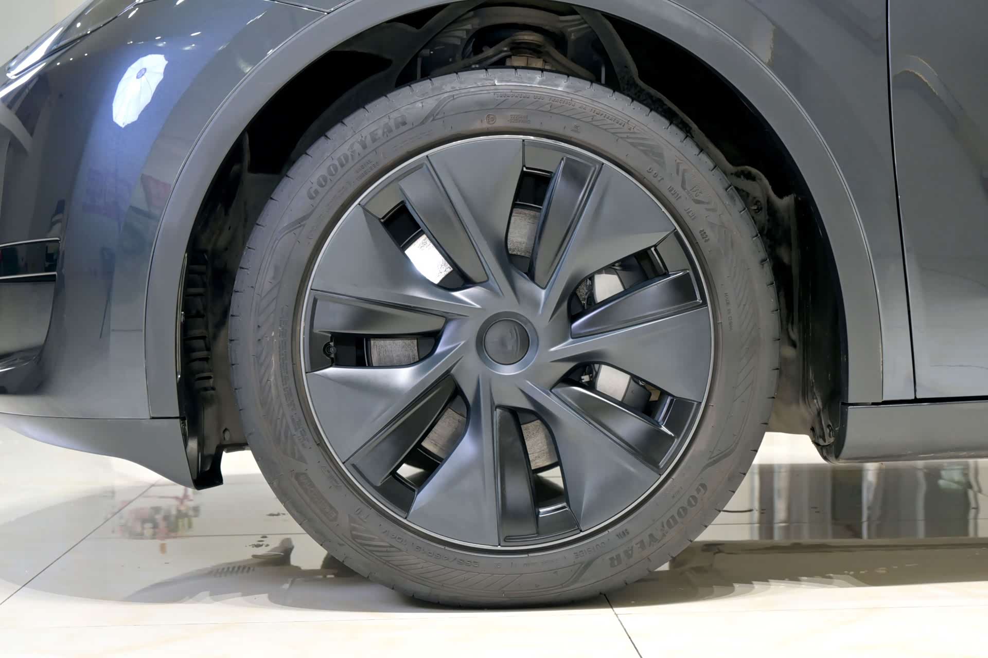 Tesla Model Y, 2024 15