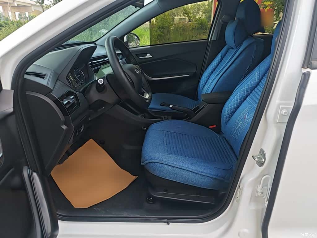 Chery 3x, 2025 10