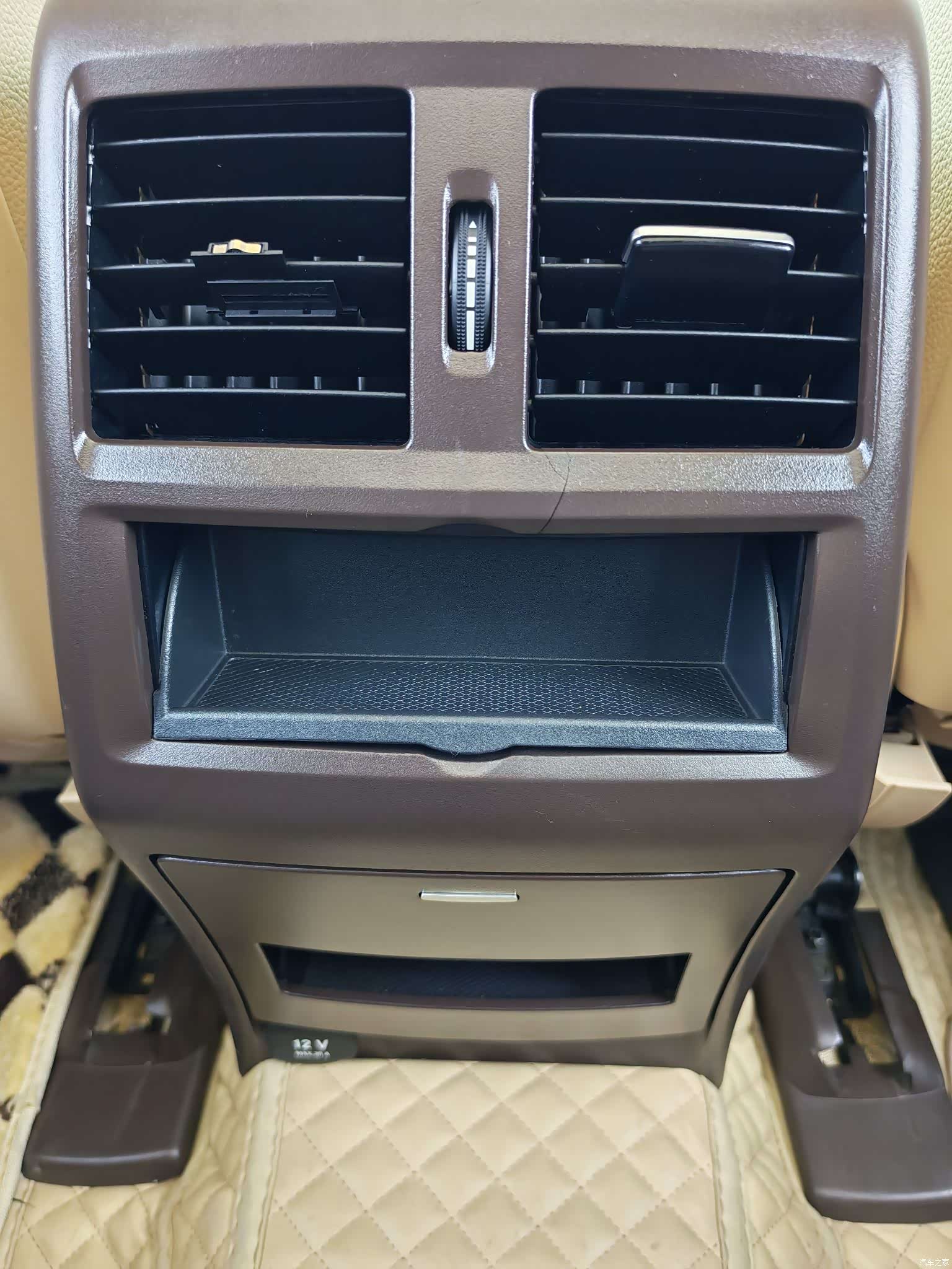 Mercedes-Benz GLE, 2016 23