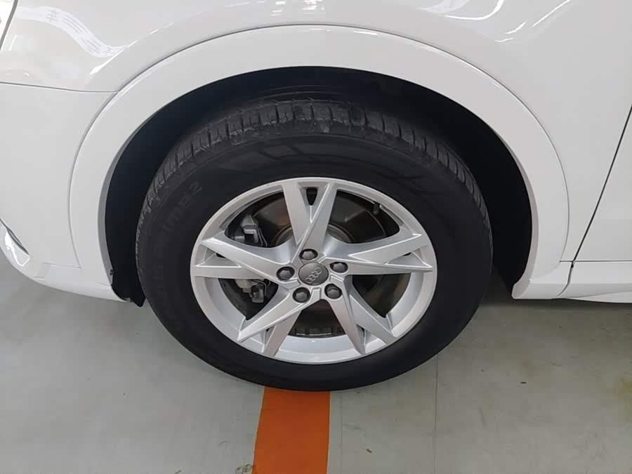 Audi Q3 2016, фото 22